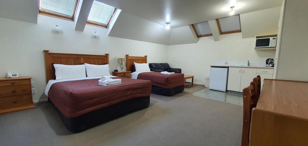 Rosewood Court Motel Christchurch Extérieur photo