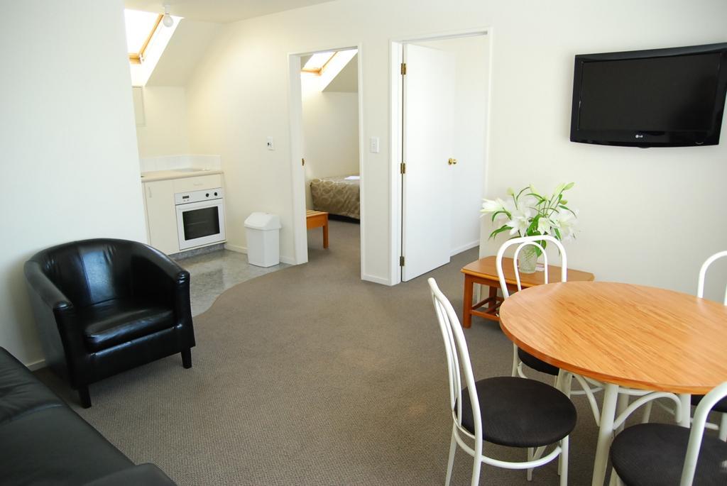 Rosewood Court Motel Christchurch Extérieur photo